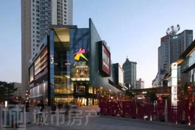 中粮大悦城,50万超大体量,周边豪宅围绕,10万人口地铁口