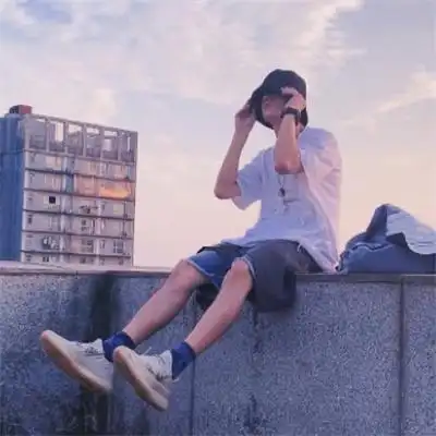 清爽帅气的干净大男孩潮男头像图片 ins风高级质感成熟男人头像_男生