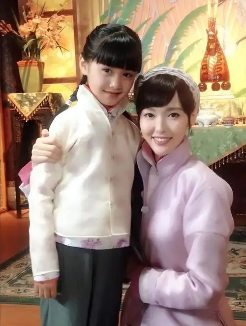 还记得演"小龙女"的张籽沐吗?14岁的她长成身高170的大美女了