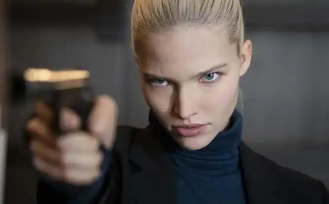 盘点影视剧中令人惊艳的女杀手,杨幂逆时营救上榜