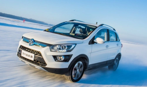 一组北汽新能源汽车ex系列照片你喜欢吗?