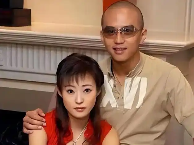 郝蕾:和刘烨离婚后,独自一人养育双胞胎儿子,如今怎么样了?|邓超|孙俪